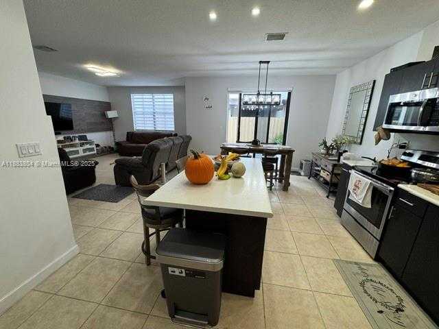 Small Image of 22509 SOUTH WEST 102ND AVE, Miami Number 12