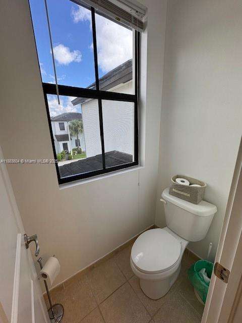 Small Image of 22509 SOUTH WEST 102ND AVE, Miami Number 14