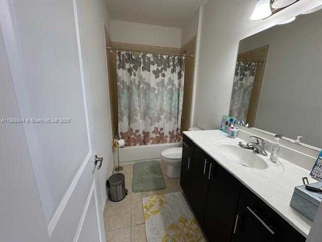 Small Image of 22509 SOUTH WEST 102ND AVE, Miami Number 15