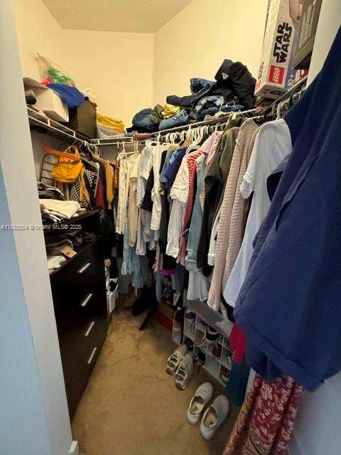 Small Image of 22509 SOUTH WEST 102ND AVE, Miami Number 17