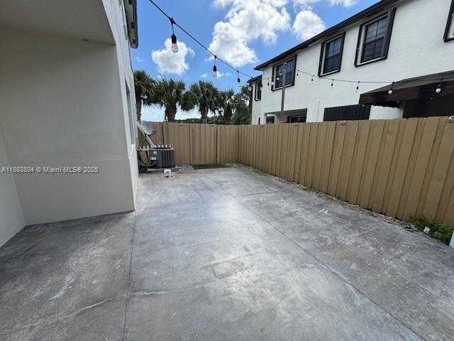 Small Image of 22509 SOUTH WEST 102ND AVE, Miami Number 22