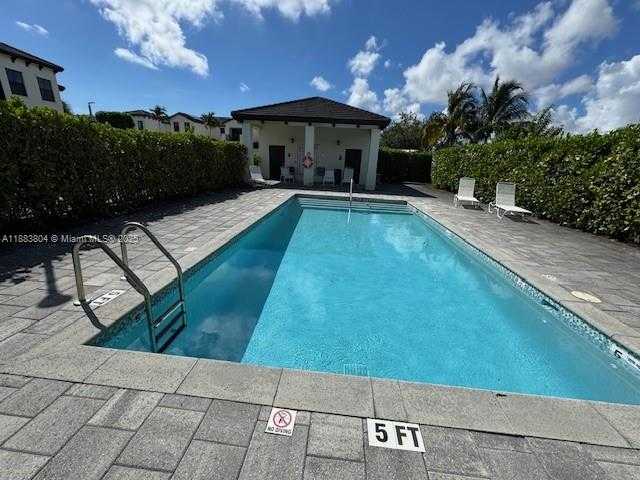 Small Image of 22509 SOUTH WEST 102ND AVE, Miami Number 5