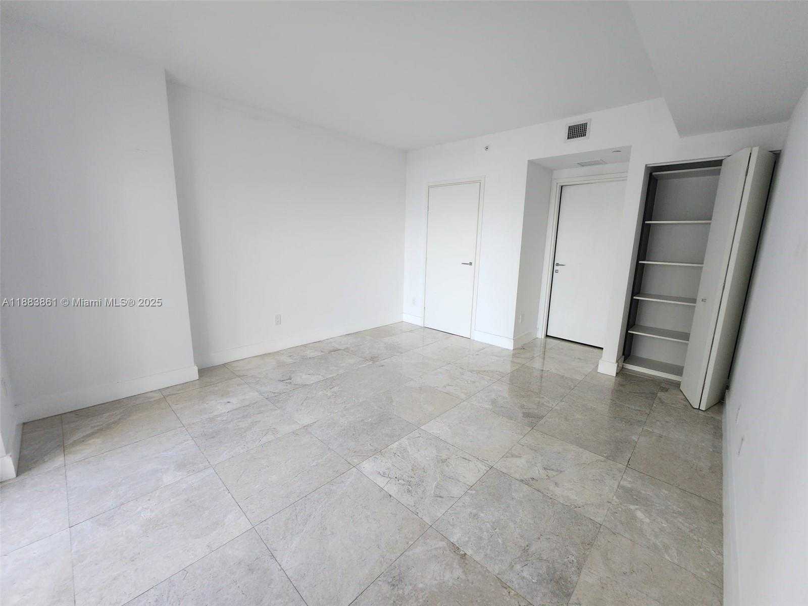 Small Image of 1300 BRICKELL BAY DR #2007, Miami Number 3