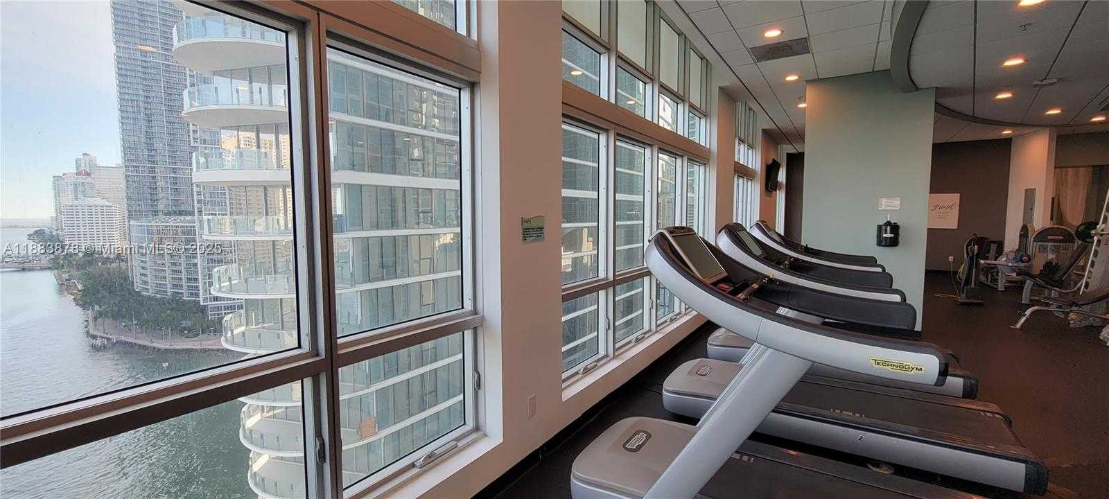 Small Image of 300 SOUTH BISCAYNE BLVD #L-1004, Miami Number 13