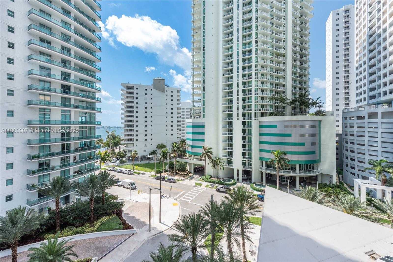 Small Image of 1300 BRICKELL BAY DR #708, Miami Number 15
