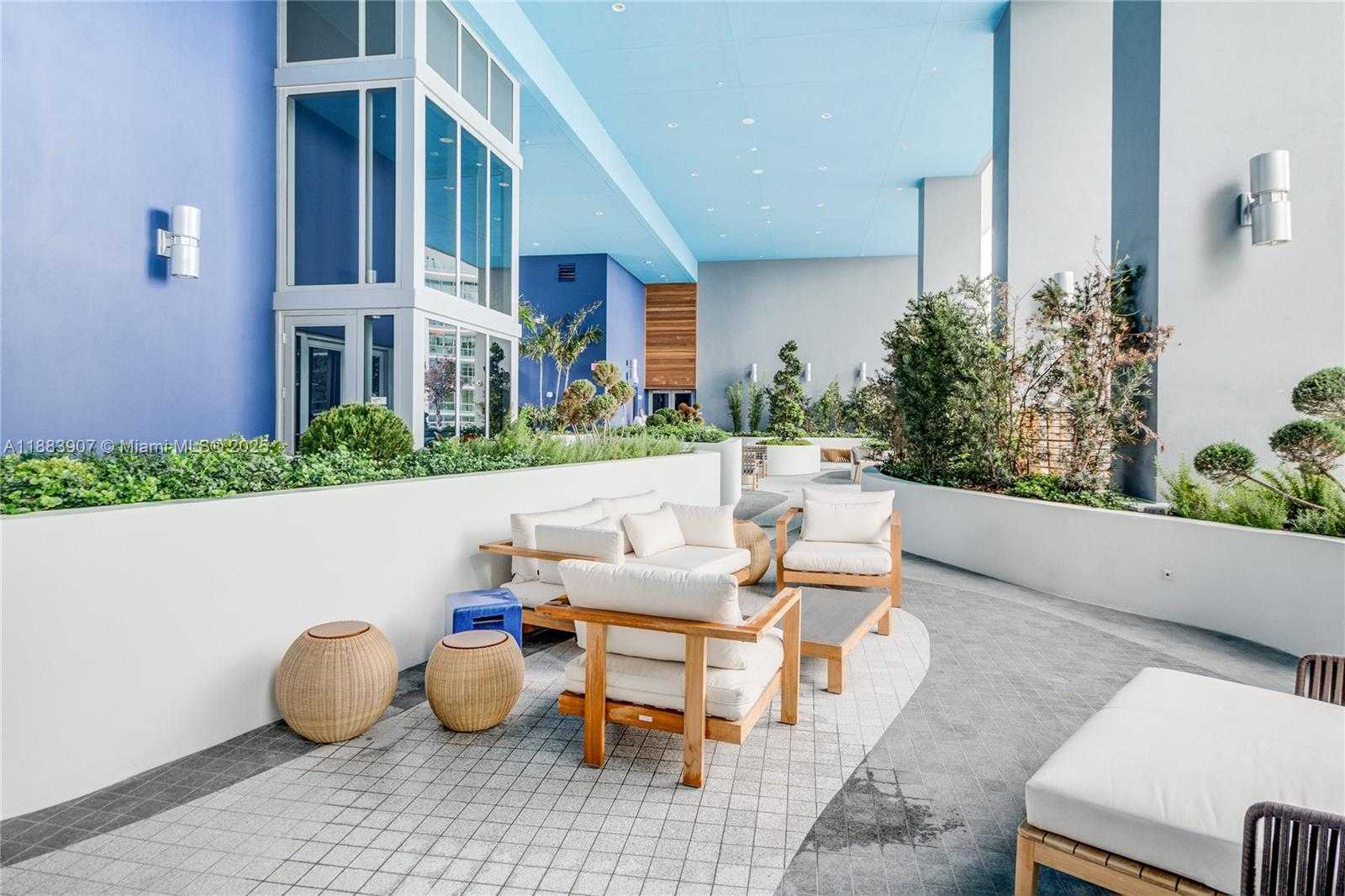 Small Image of 1300 BRICKELL BAY DR #708, Miami Number 19