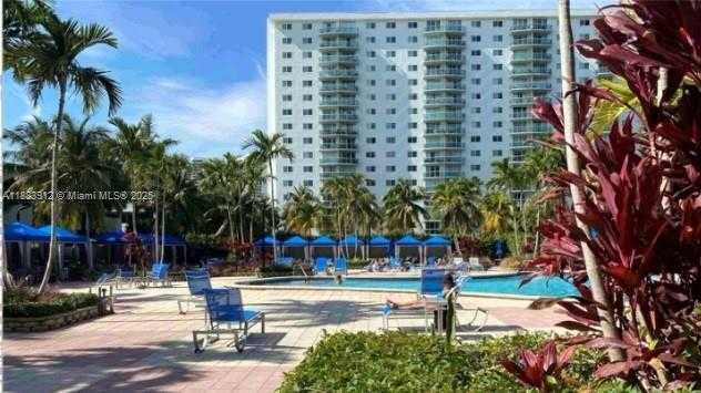 Small Image of 19370 COLLINS AVE #1117, Sunny Isles Beach Number 2