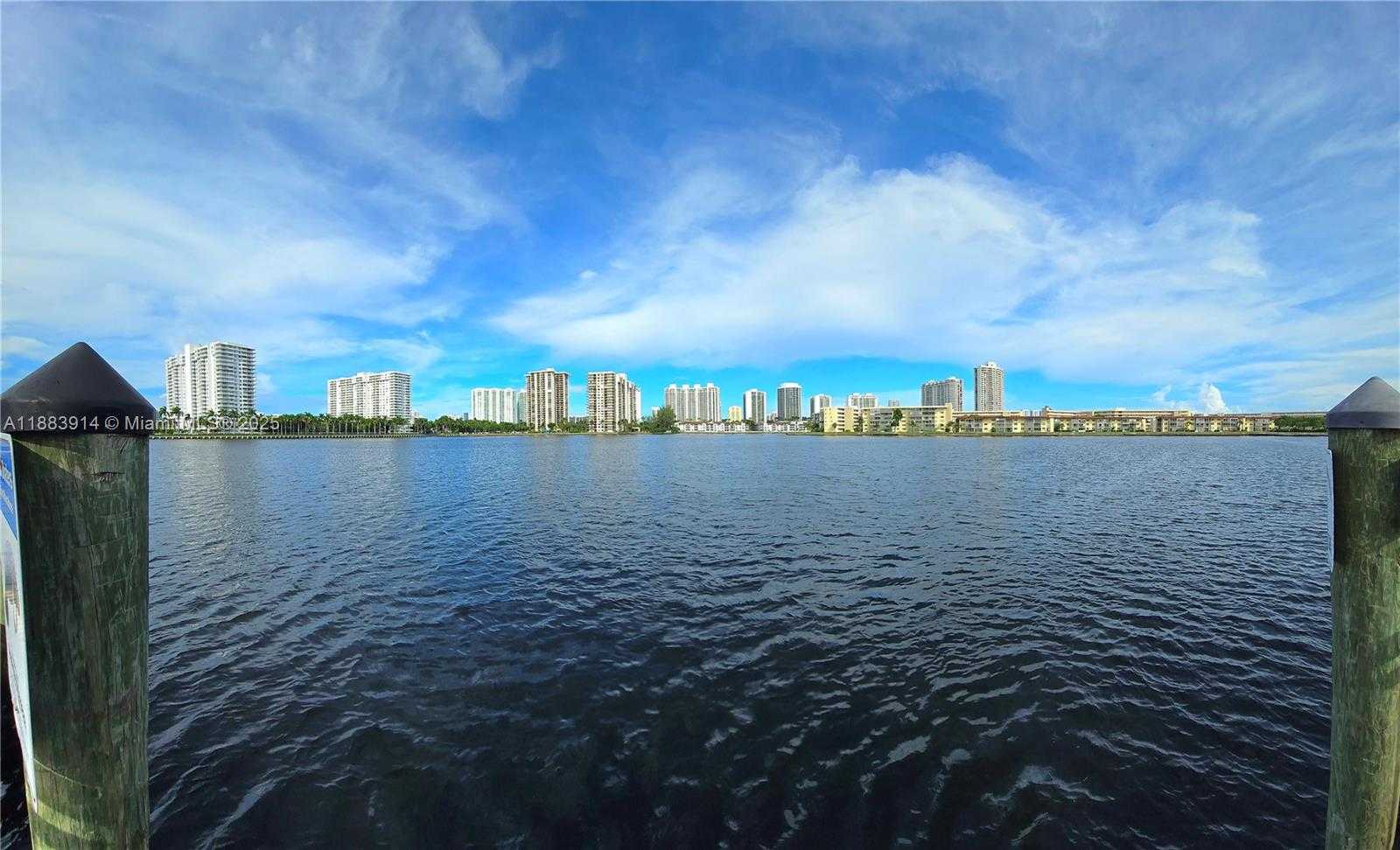 Small Image of 18051 BISCAYNE BLVD #1204, Aventura Number 35