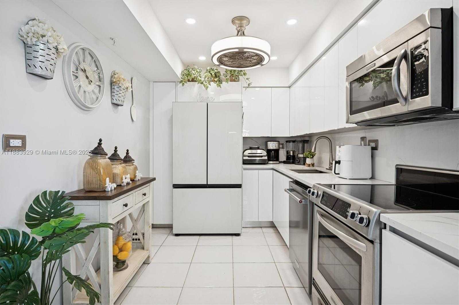 Small Image of 20355 NORTH EAST 34TH CT #2326, Aventura Number 7
