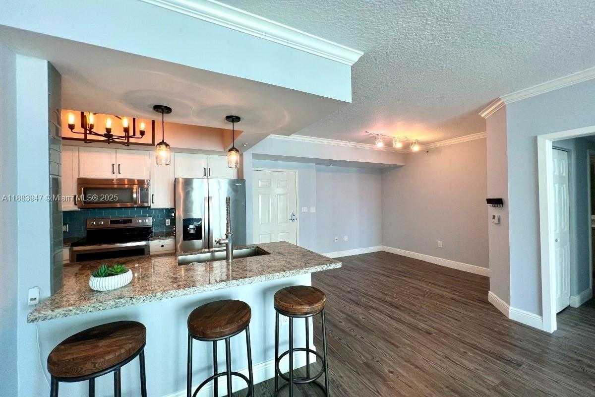 Small Image of 2000 NORTH BAYSHORE DR #1105, Miami Number 12