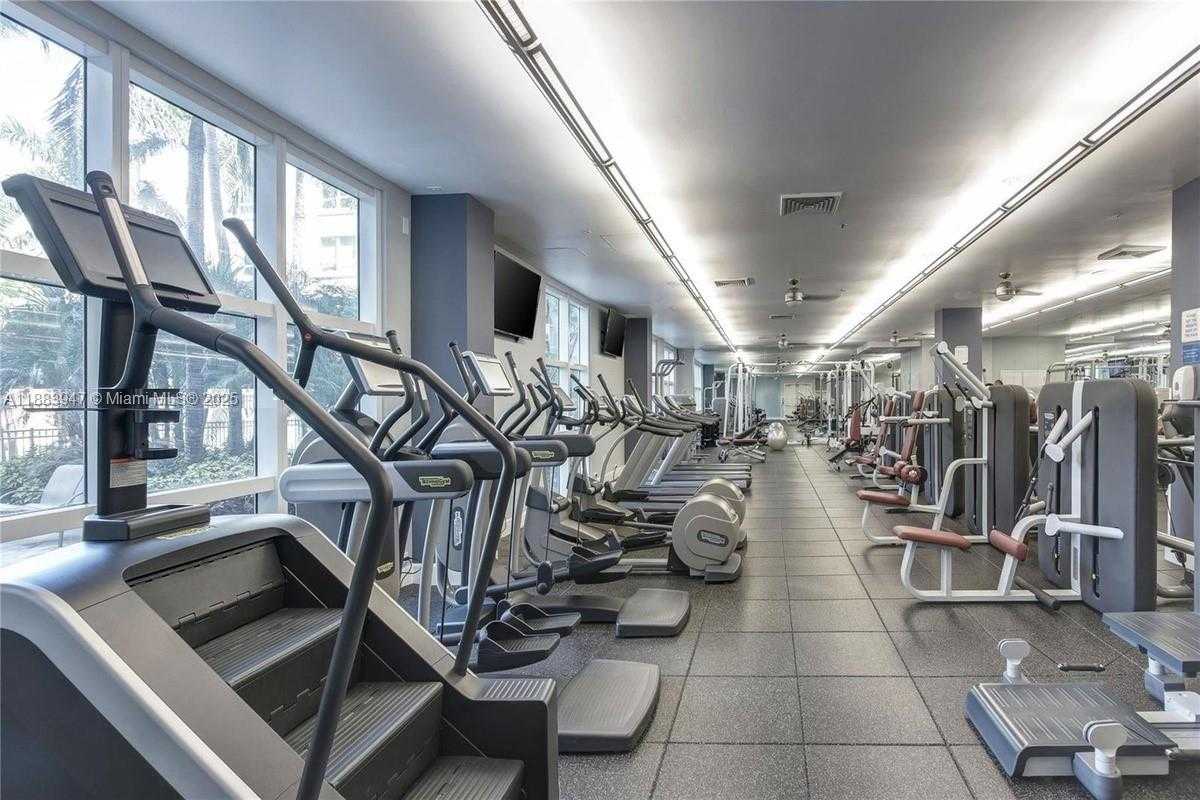 Small Image of 2000 NORTH BAYSHORE DR #1105, Miami Number 27