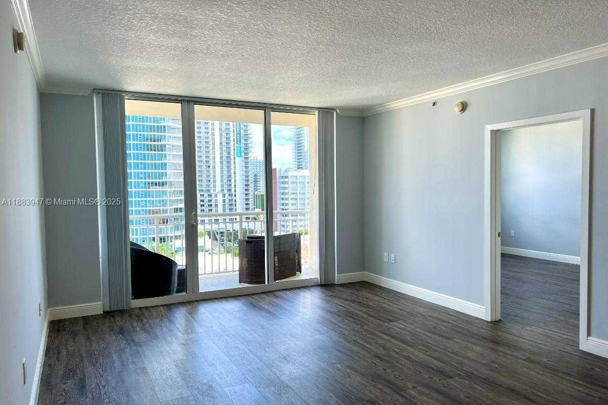 Small Image of 2000 NORTH BAYSHORE DR #1105, Miami Number 9