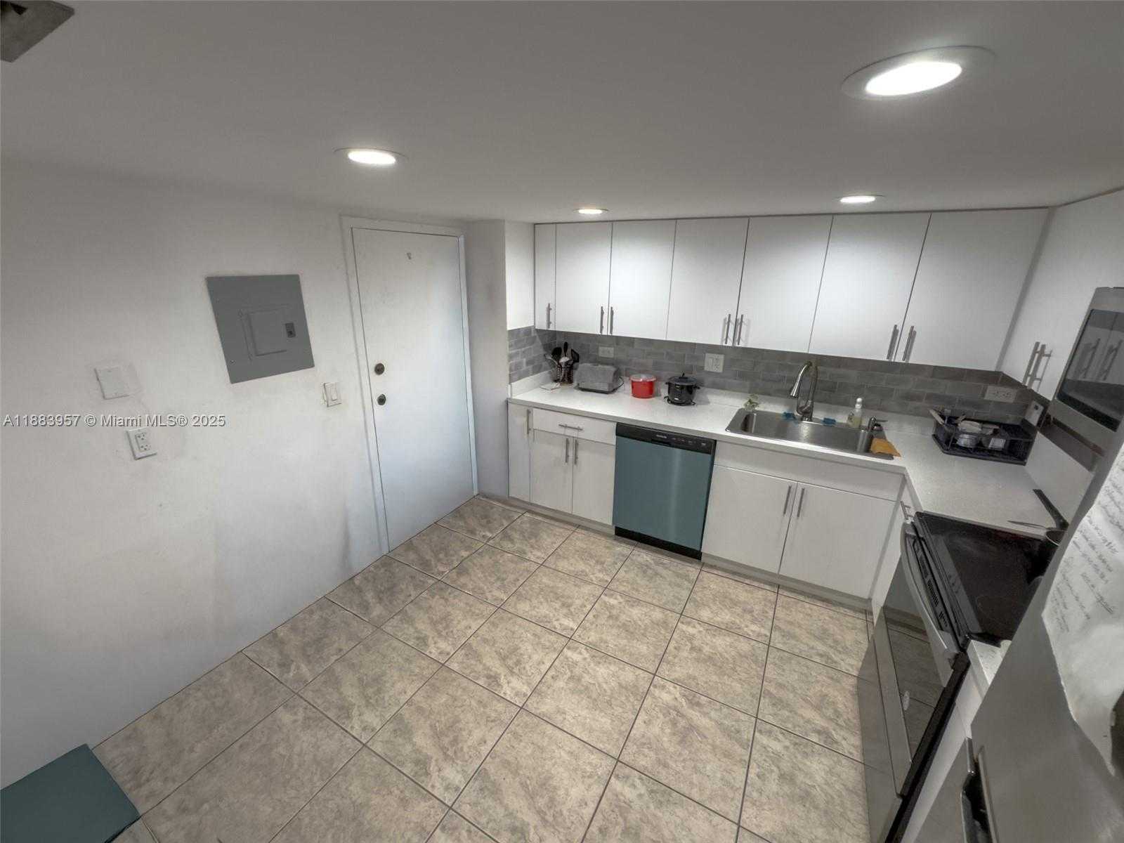 Small Image of 251 174TH ST #808, Sunny Isles Beach Number 11