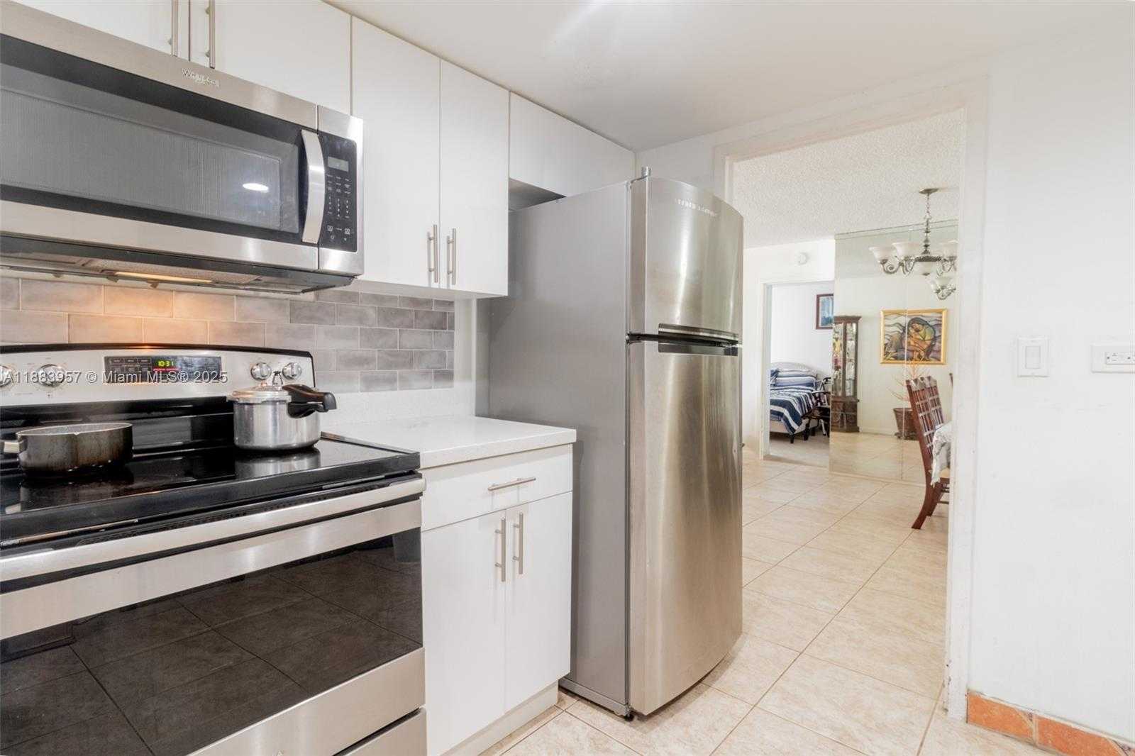 Small Image of 251 174TH ST #808, Sunny Isles Beach Number 13