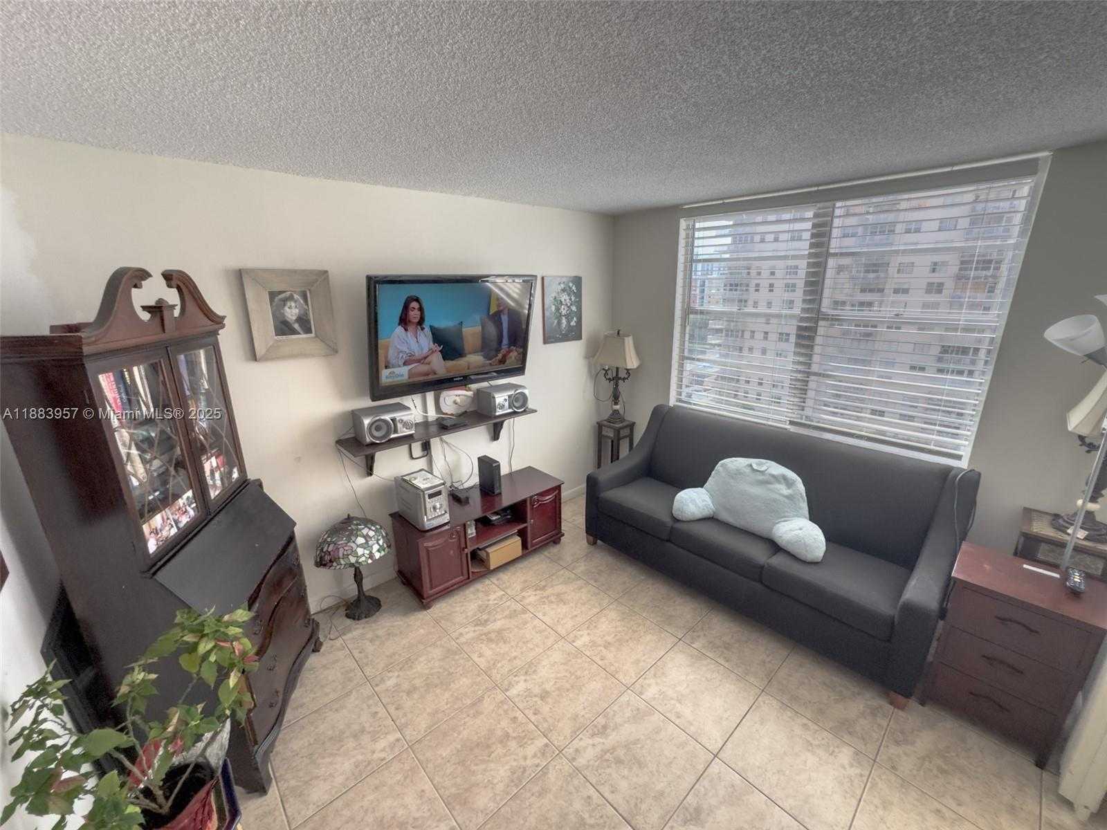 Small Image of 251 174TH ST #808, Sunny Isles Beach Number 15