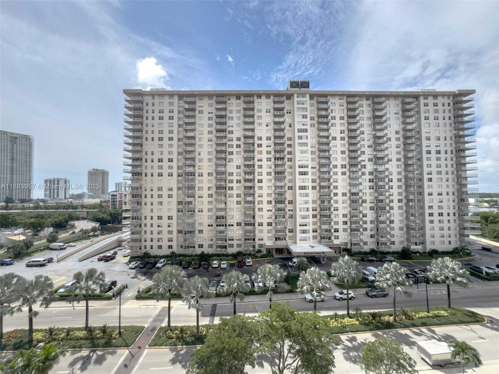 Small Image of 251 174TH ST #808, Sunny Isles Beach Number 4