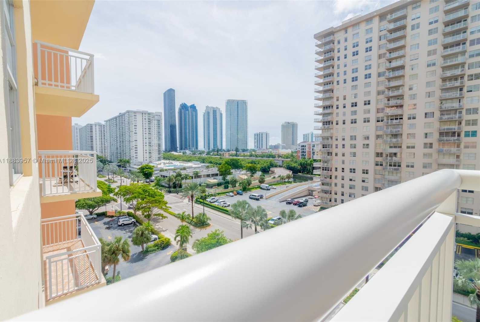 Small Image of 251 174TH ST #808, Sunny Isles Beach Number 6