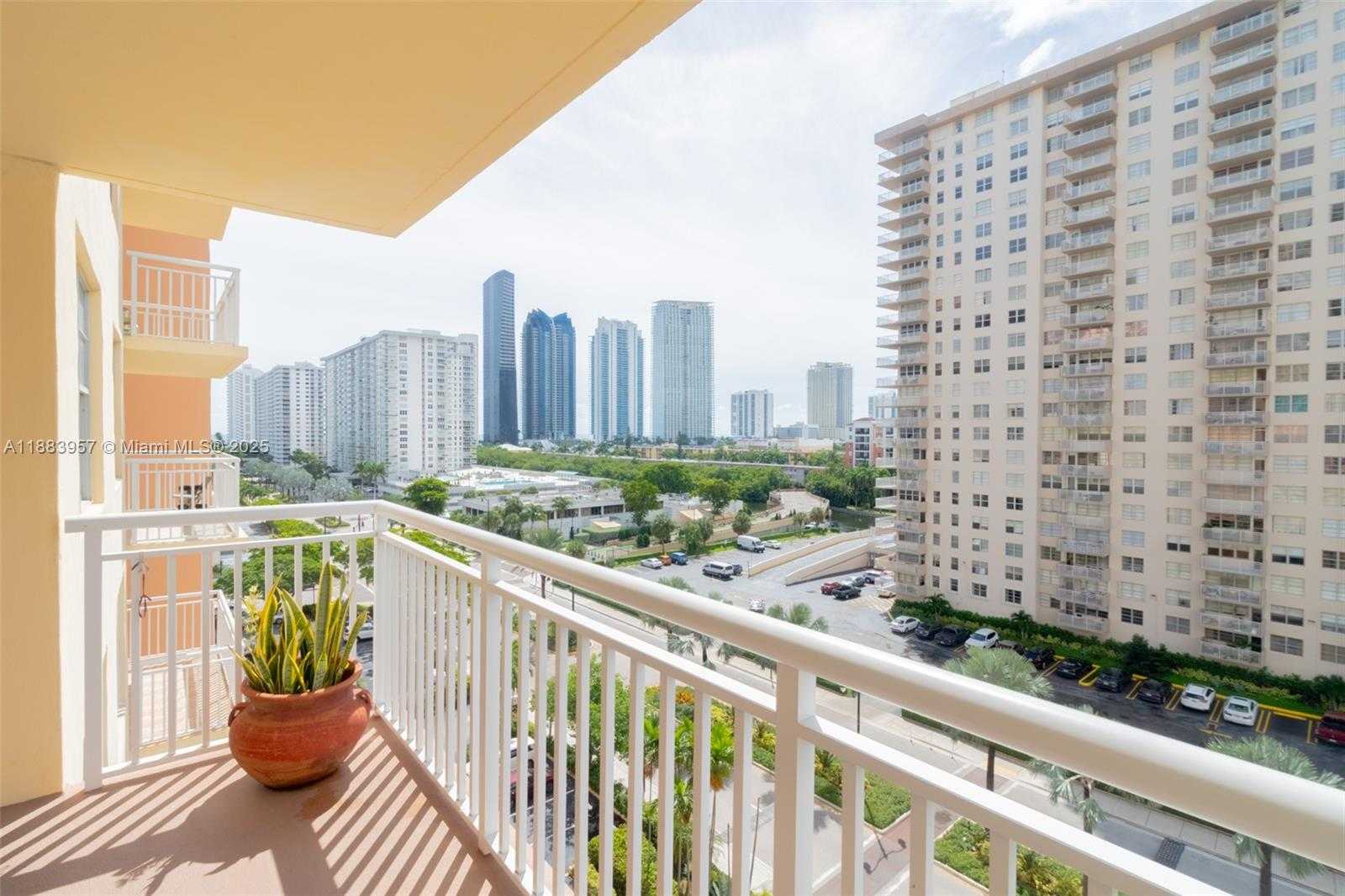 Small Image of 251 174TH ST #808, Sunny Isles Beach Number 7