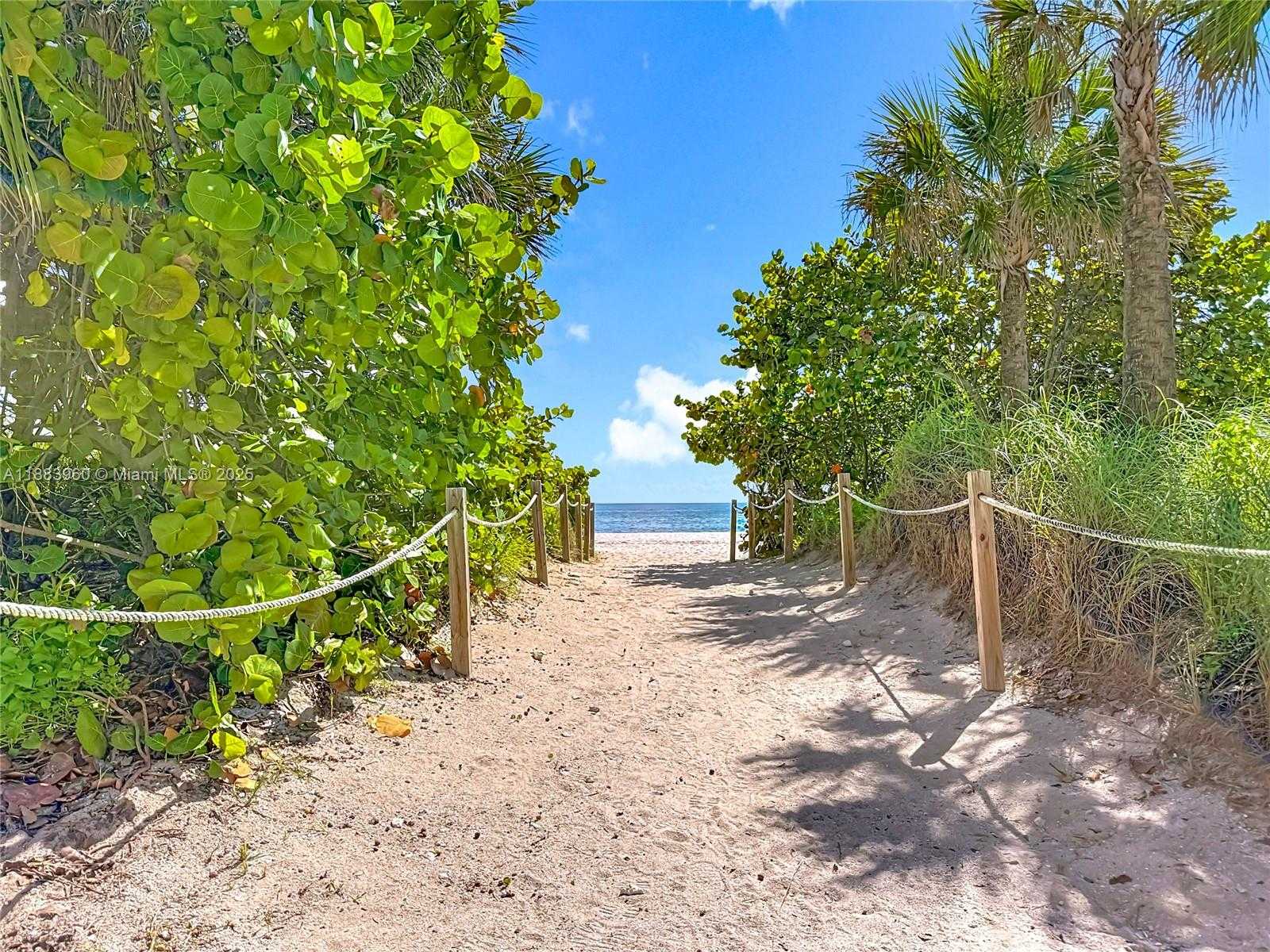Small Image of 6061 COLLINS AVE #20C, Miami Beach Number 26