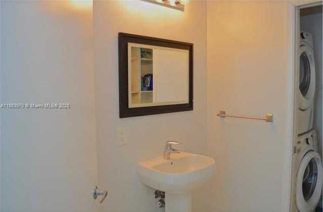 Small Image of 1900 NORTH BAYSHORE DR #4018, Miami Number 13