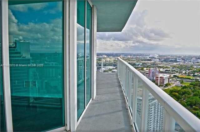 Small Image of 1900 NORTH BAYSHORE DR #4018, Miami Number 16