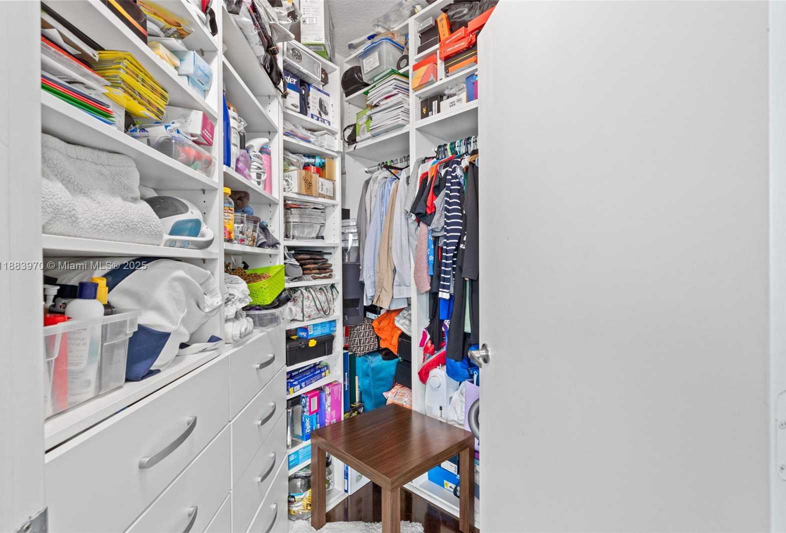 Small Image of 1900 NORTH BAYSHORE DR #4018, Miami Number 24