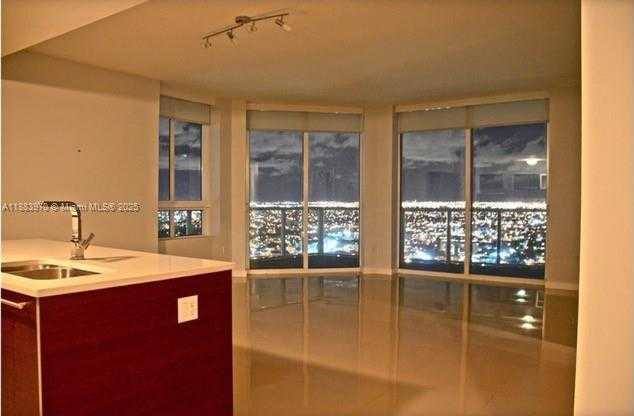 Small Image of 1900 NORTH BAYSHORE DR #4018, Miami Number 3
