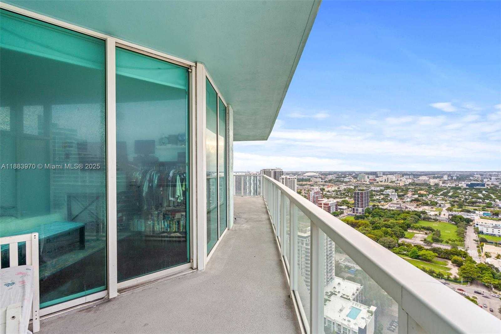 Small Image of 1900 NORTH BAYSHORE DR #4018, Miami Number 36