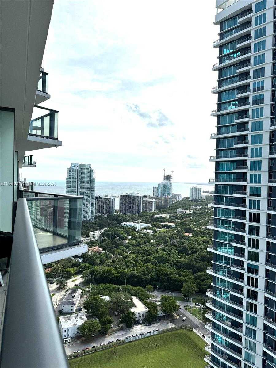 Small Image of 1040 BISCAYNE BLVD #1905, Miami Number 15