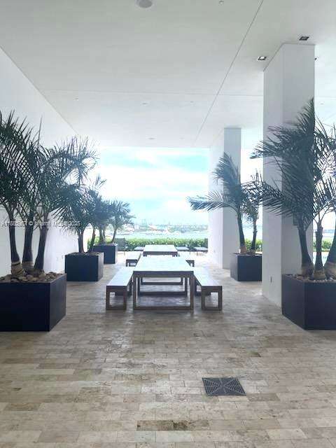 Small Image of 1040 BISCAYNE BLVD #1905, Miami Number 18