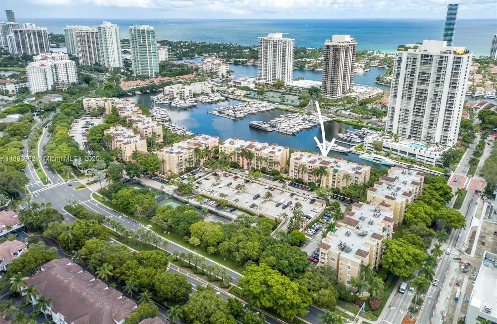 Small Image of 19601 EAST COUNTRY CLUB DR #7308, Aventura Number 1