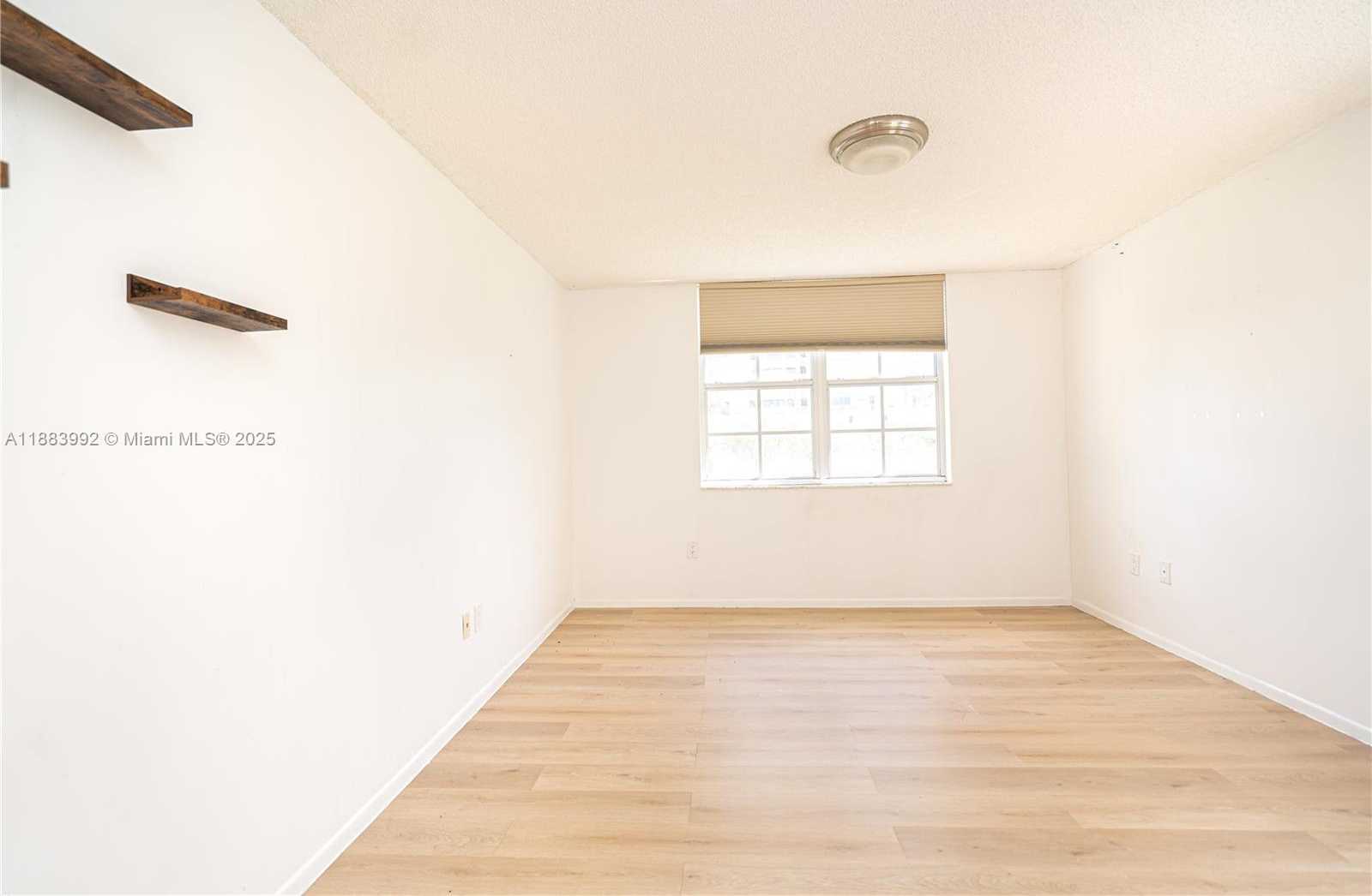 Small Image of 19601 EAST COUNTRY CLUB DR #7308, Aventura Number 27