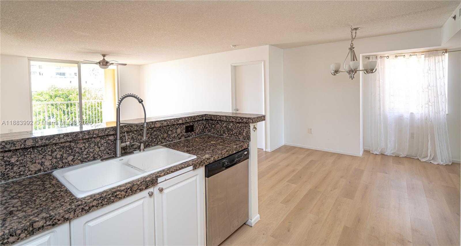 Small Image of 19601 EAST COUNTRY CLUB DR #7308, Aventura Number 7