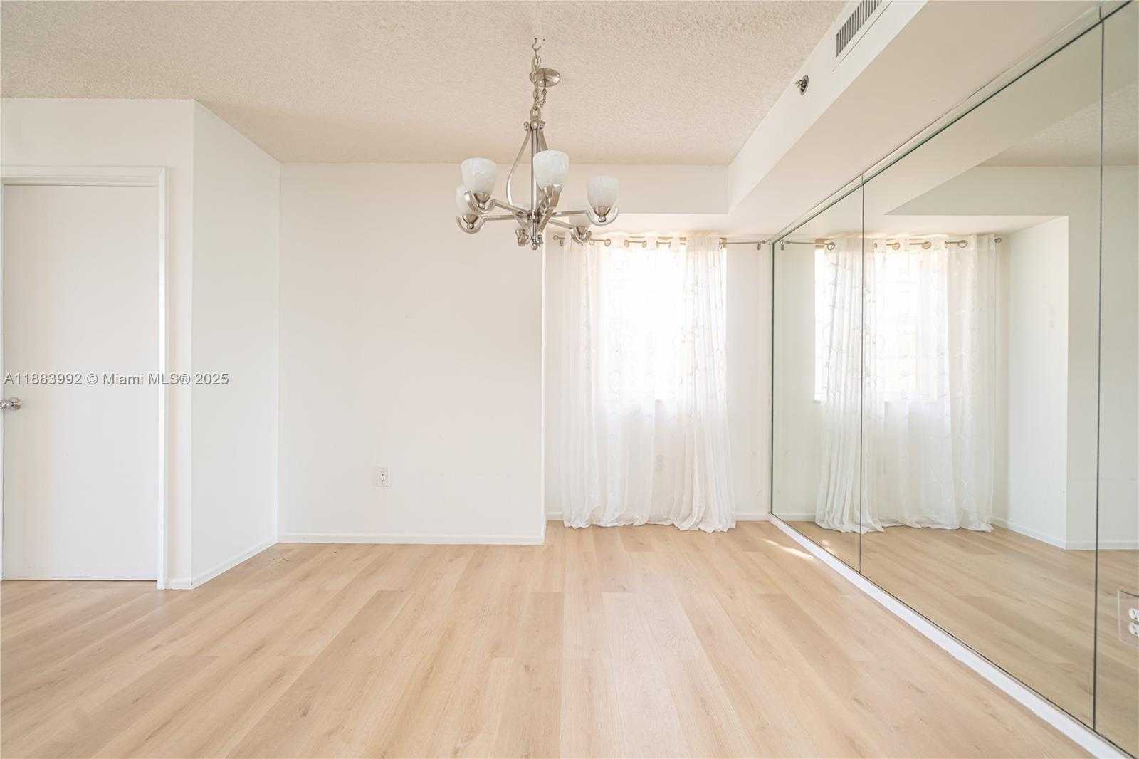 Small Image of 19601 EAST COUNTRY CLUB DR #7308, Aventura Number 9