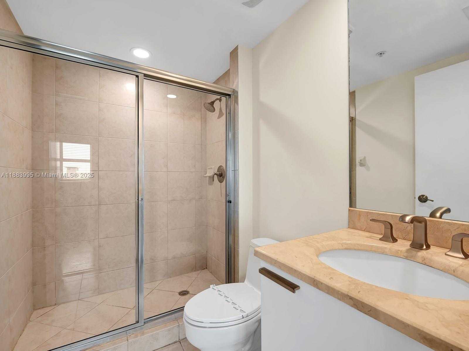 Small Image of 15051 ROYAL OAKS LN #906, North Miami Number 24