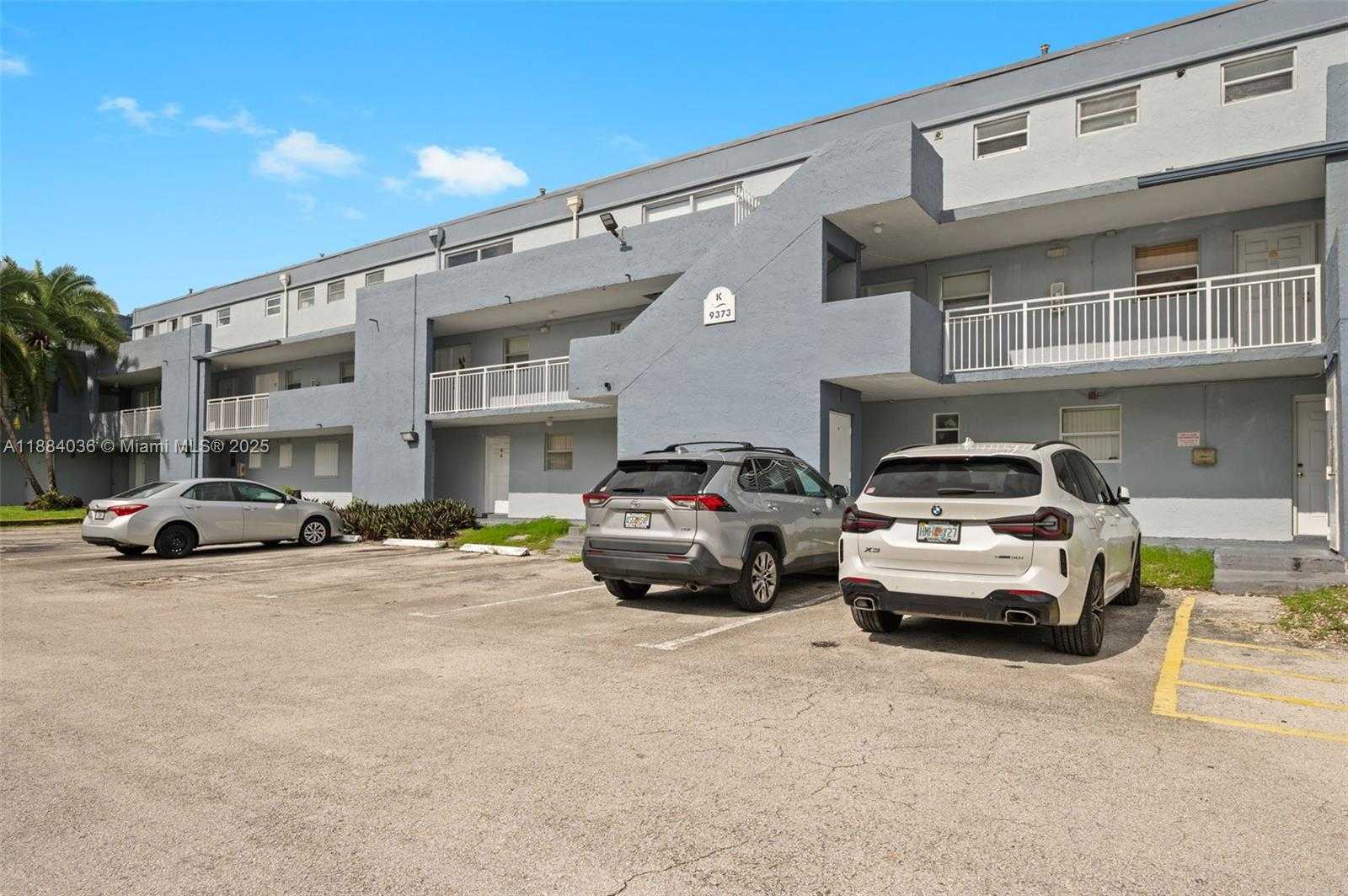 Small Image of 9373 FONTAINEBLEAU BLVD #K212, Miami Number 2