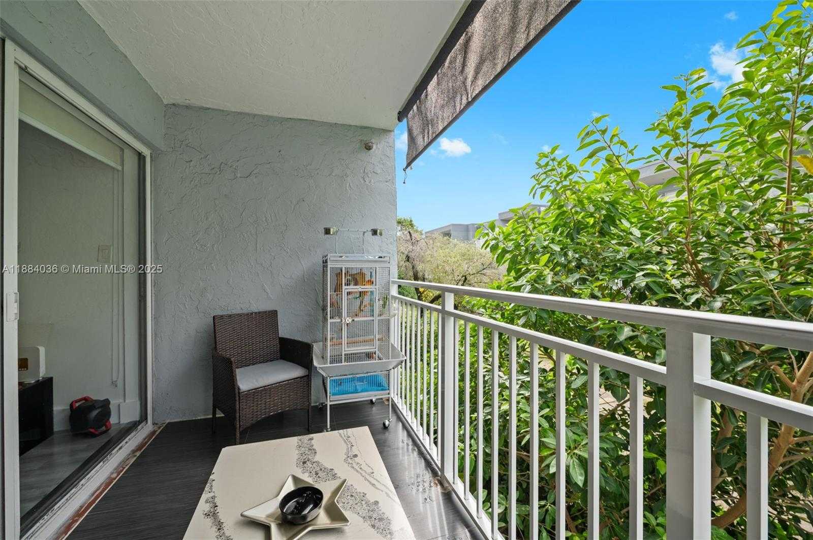 Small Image of 9373 FONTAINEBLEAU BLVD #K212, Miami Number 23