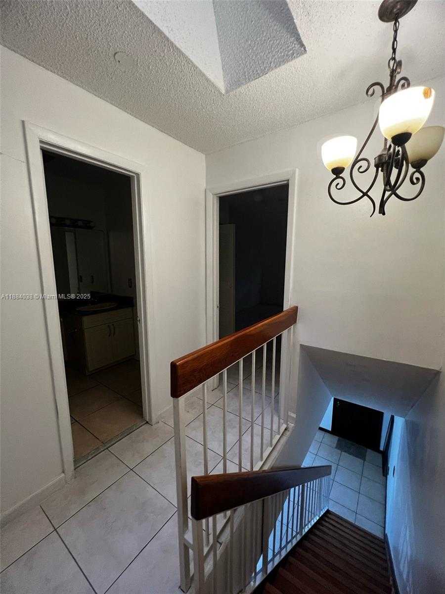 Small Image of 13345 SOUTH WEST 59TH LN, Miami Number 15