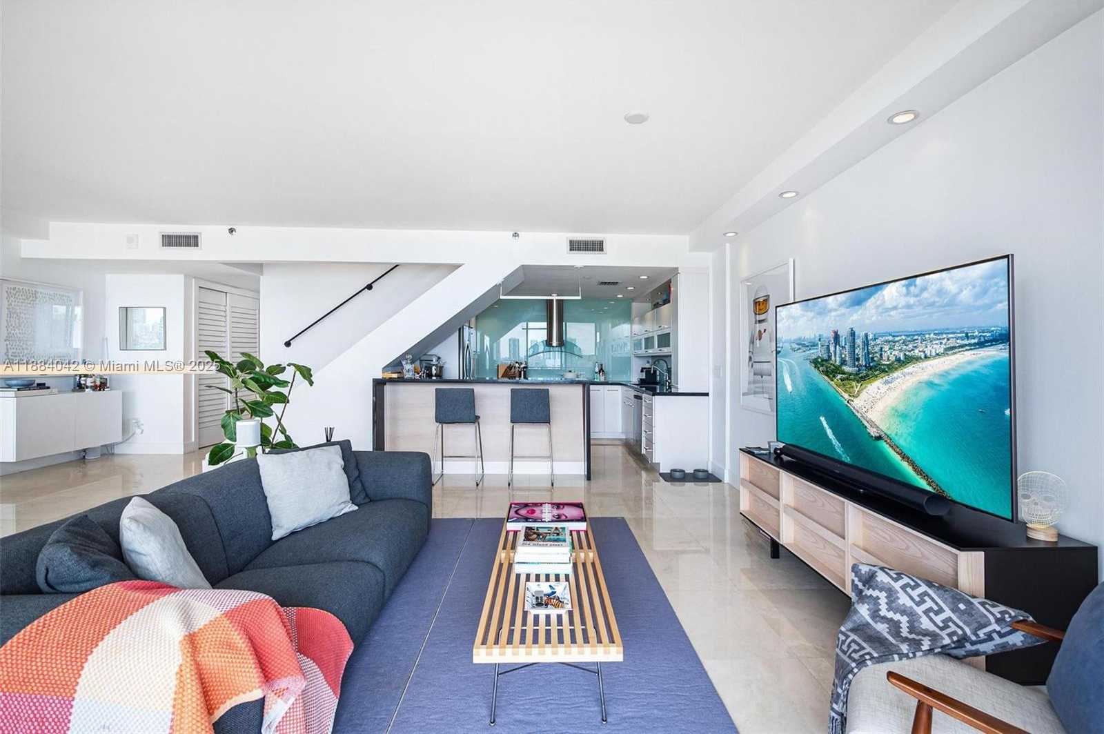 Small Image of 1000 VENETIAN WAY #1108, Miami Number 13