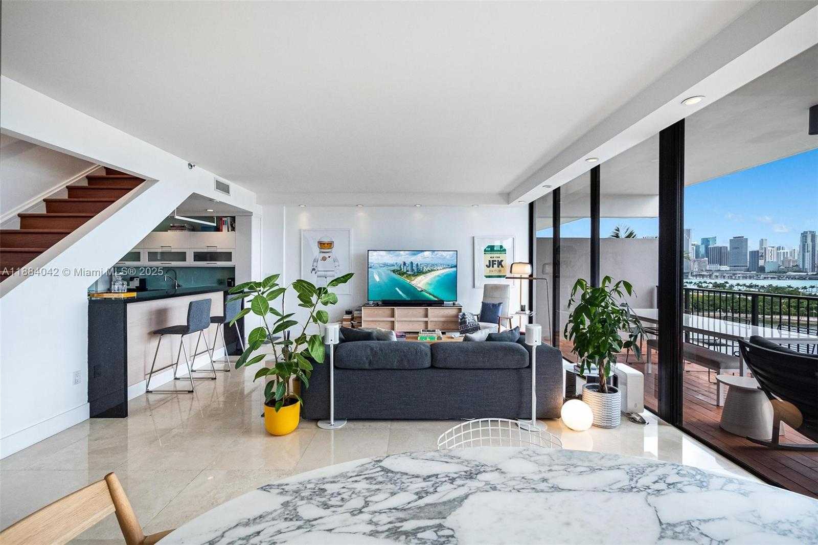 Small Image of 1000 VENETIAN WAY #1108, Miami Number 23