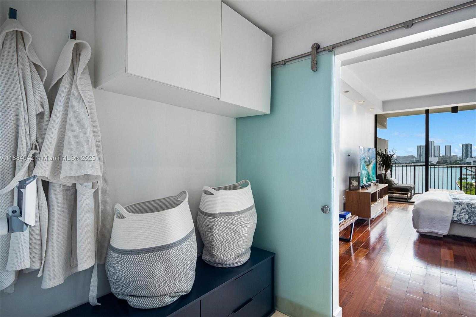 Small Image of 1000 VENETIAN WAY #1108, Miami Number 29