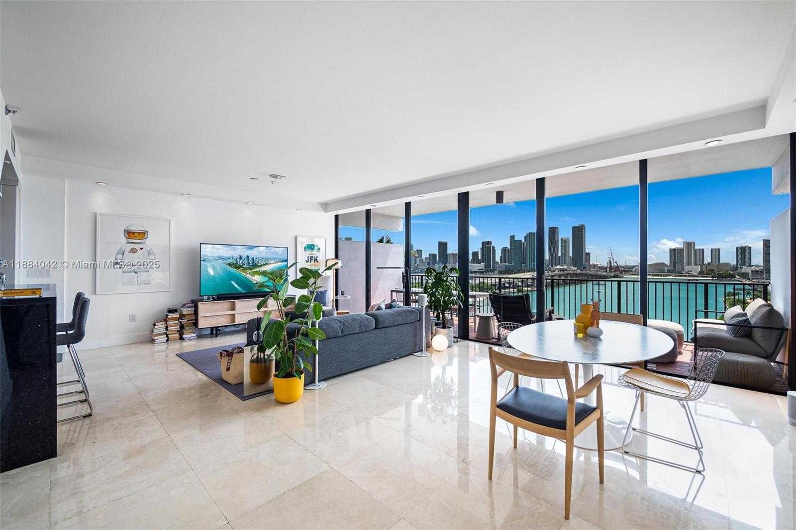Small Image of 1000 VENETIAN WAY #1108, Miami Number 3