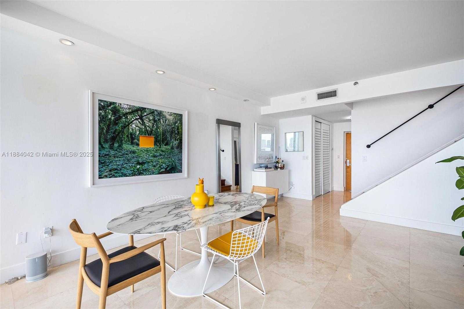 Small Image of 1000 VENETIAN WAY #1108, Miami Number 6