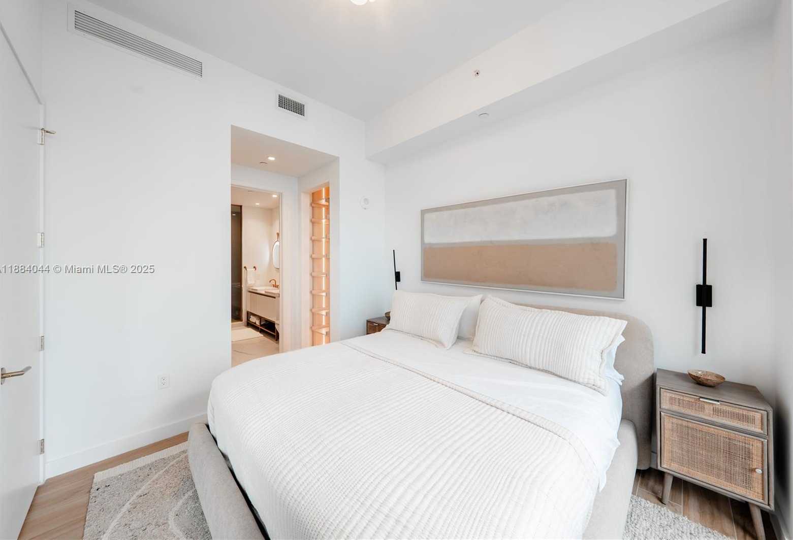 Small Image of 2655 SOUTH BAYSHORE DR #1007, Miami Number 10