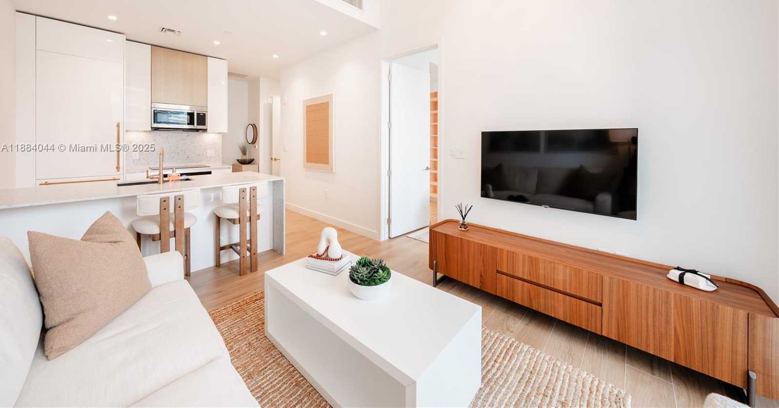 Small Image of 2655 SOUTH BAYSHORE DR #1007, Miami Number 5