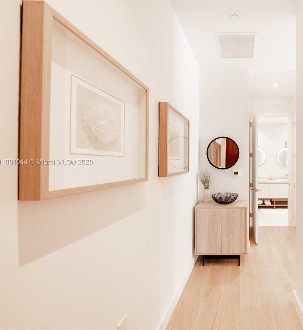 Small Image of 2655 SOUTH BAYSHORE DR #1007, Miami Number 9