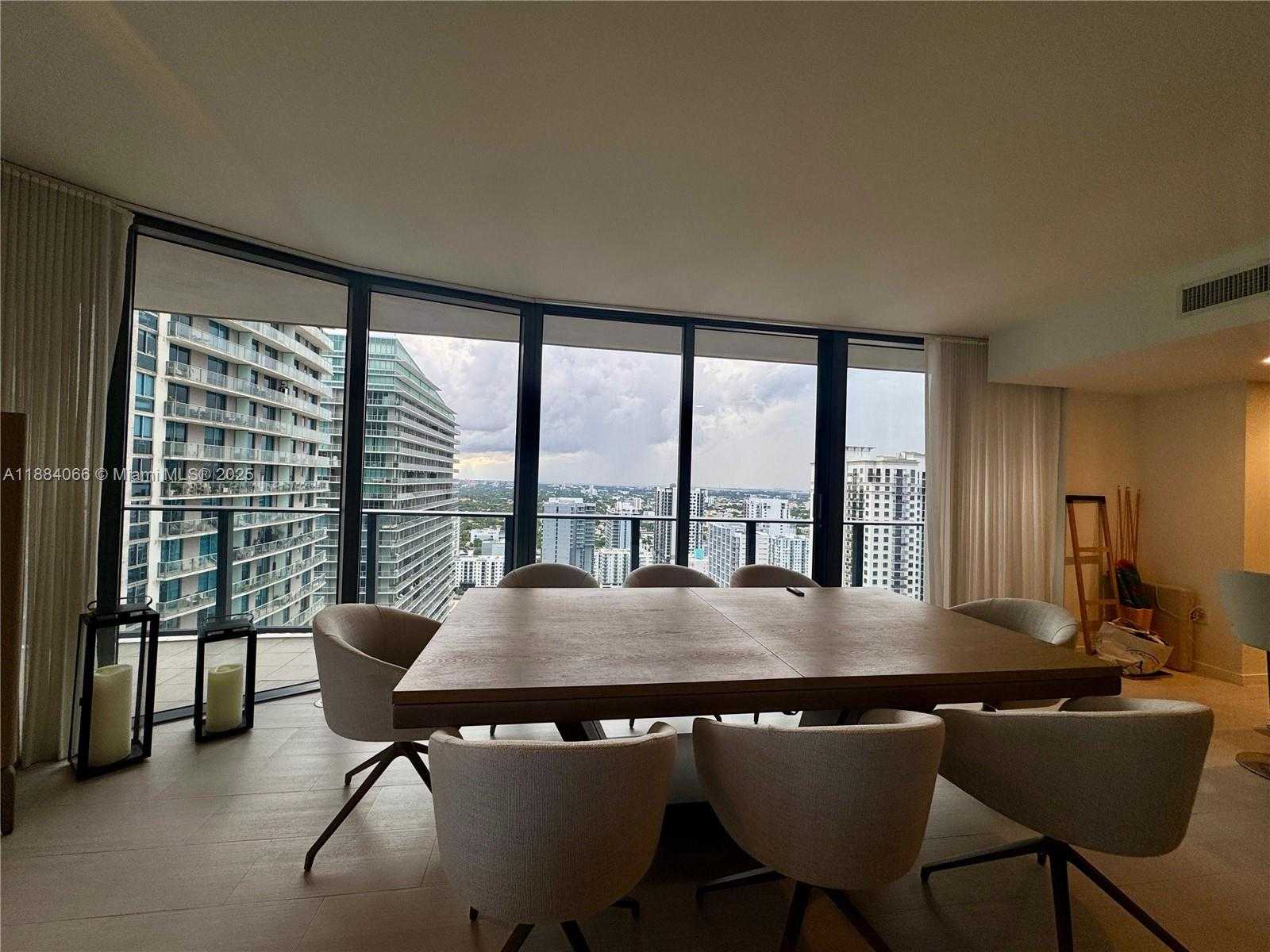 Small Image of 1000 BRICKELL PLZ #3302, Miami Number 16