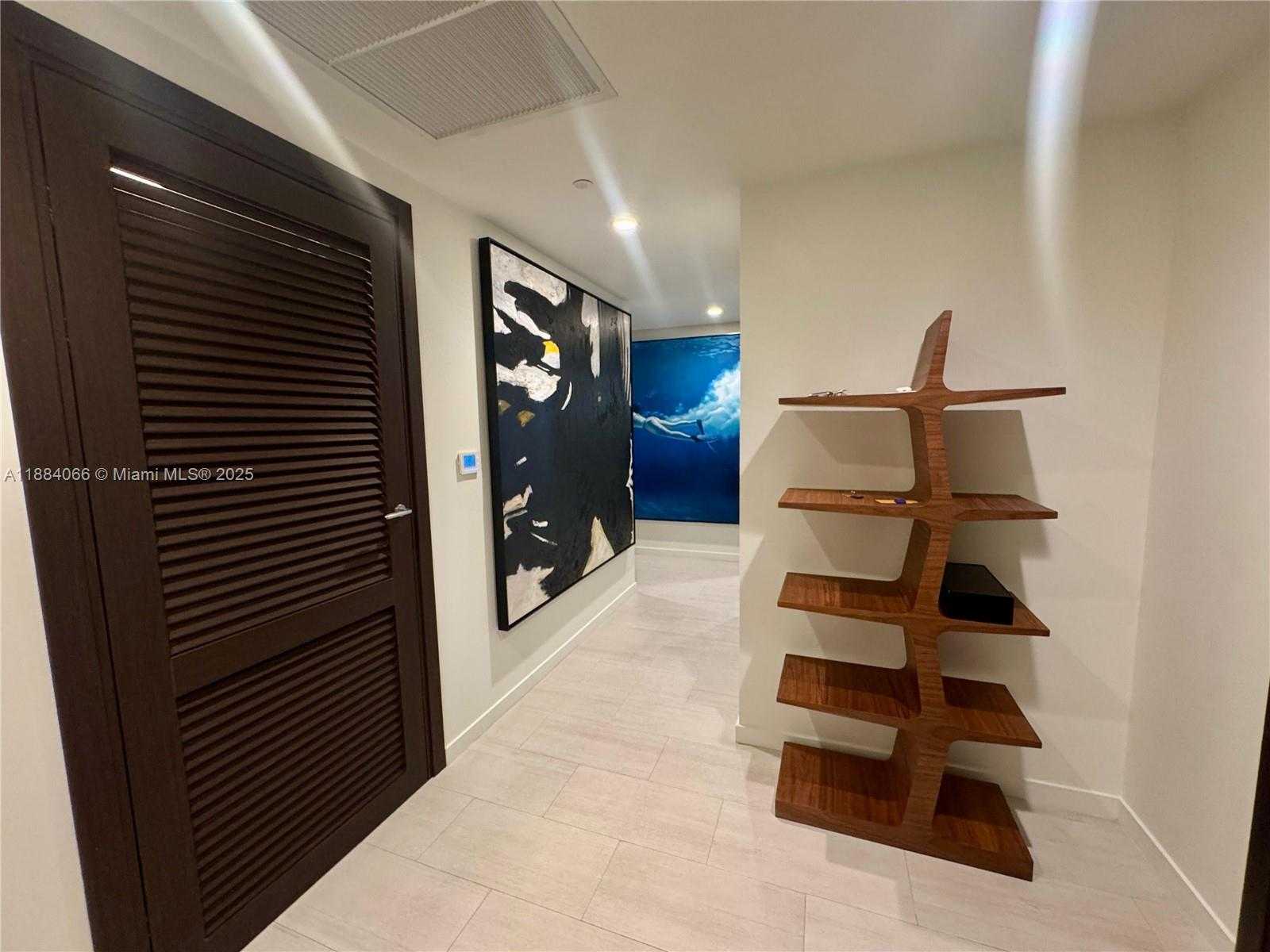 Small Image of 1000 BRICKELL PLZ #3302, Miami Number 7