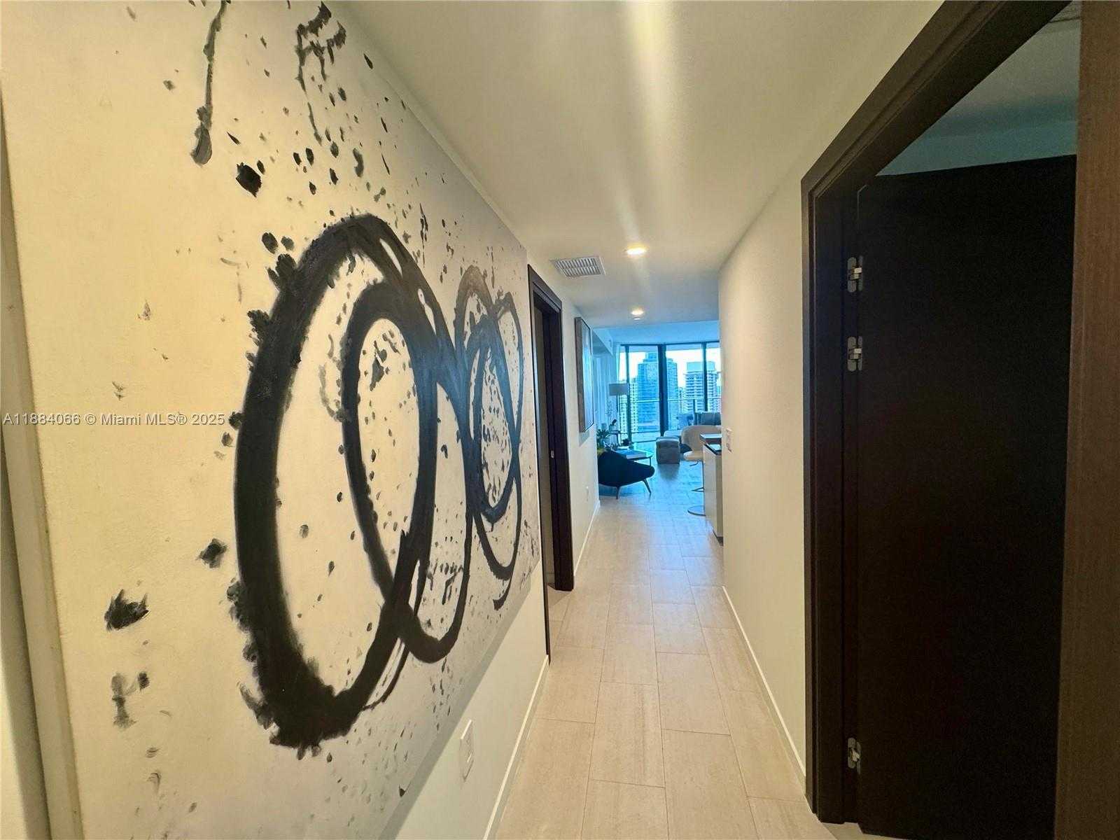 Small Image of 1000 BRICKELL PLZ #3302, Miami Number 8