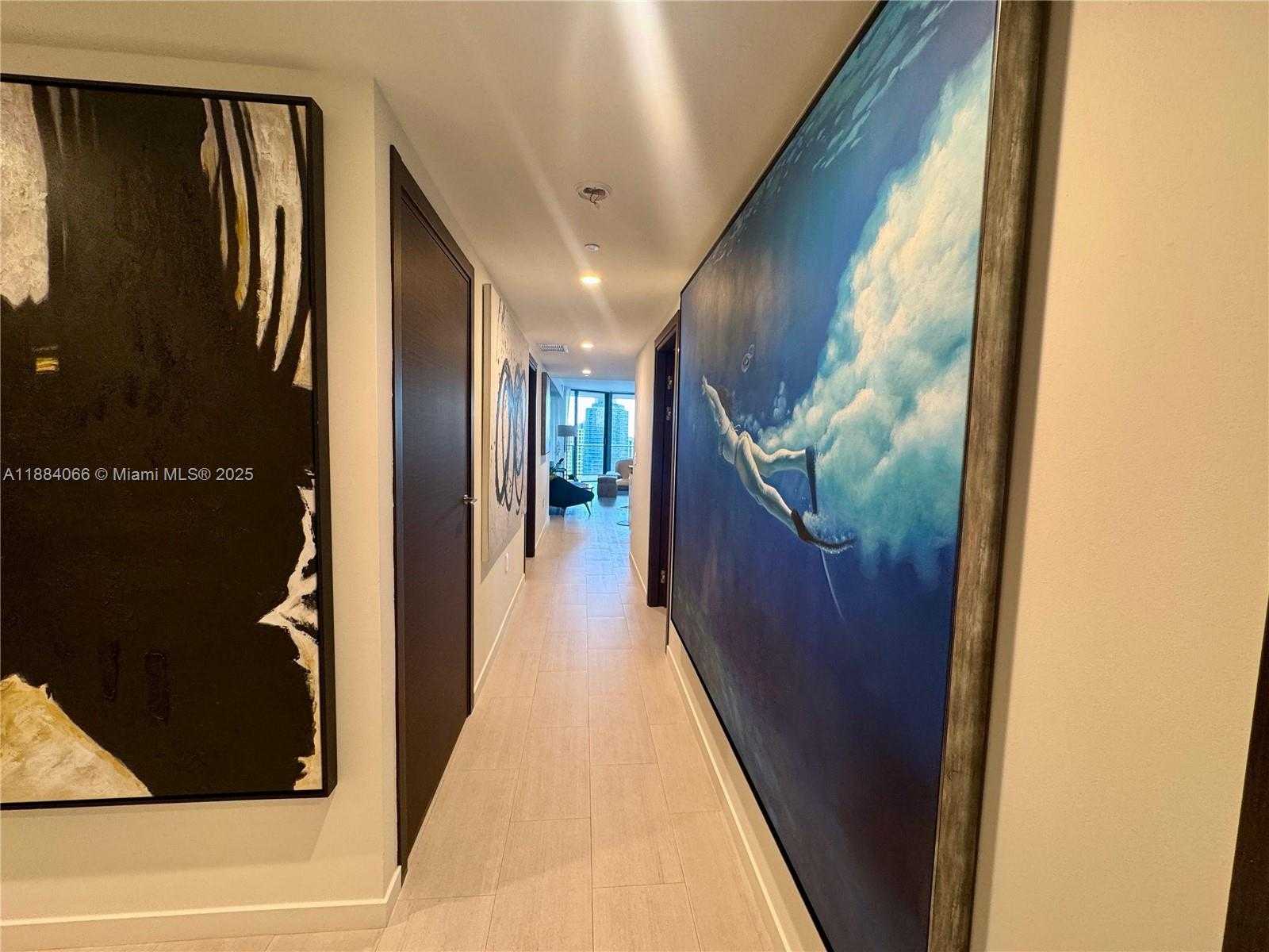 Small Image of 1000 BRICKELL PLZ #3302, Miami Number 9